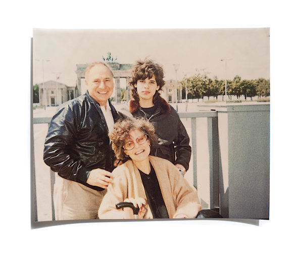 mag-23Brooks-t_CA1-popup